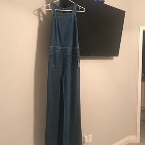 Ambercrombie & Fitch jean overall brand new